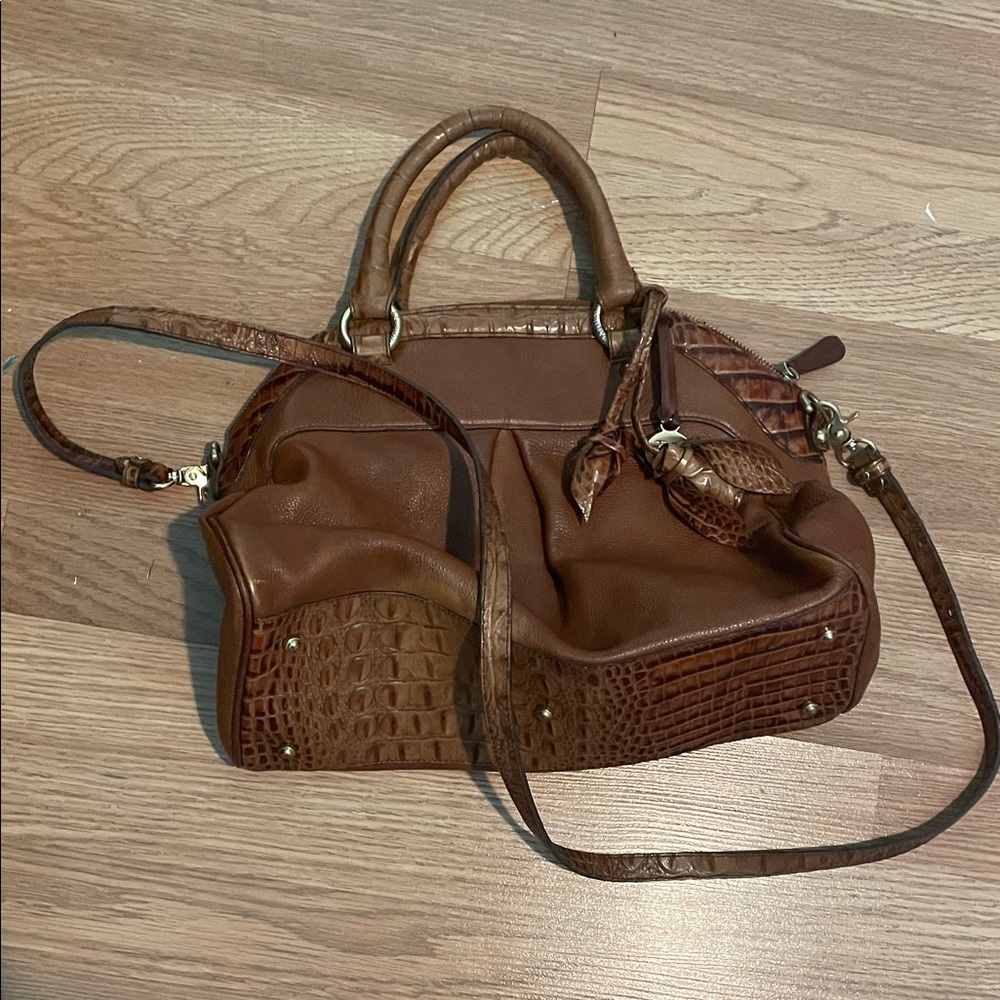 Brahmin Elegant Brown Leather Handbag